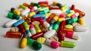 Tous des consommateurs compulsifs de médicaments!